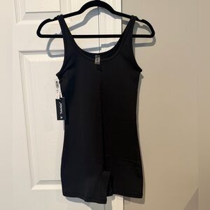 Aritzia TnAction LIFE SHAKE-IT romper